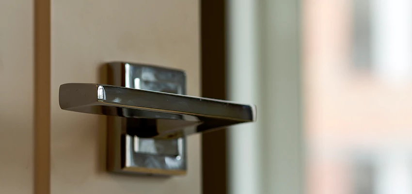 Door Lever Knob Repair in Firebaugh, California