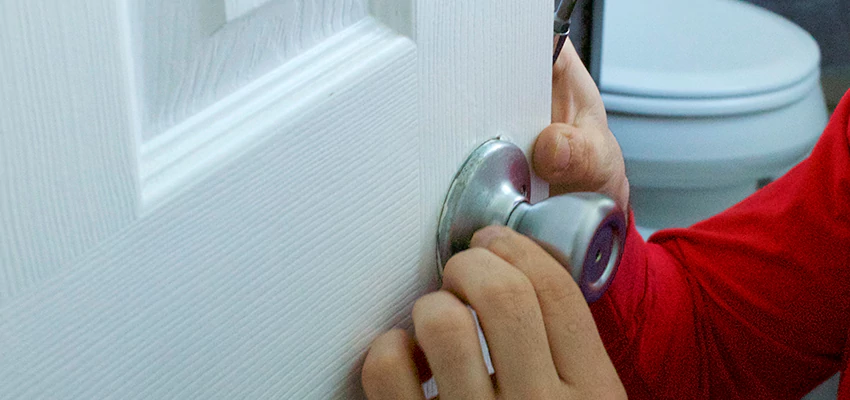 Vintage Door Knob Replacement in Firebaugh, CA